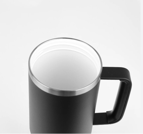 Keramisches Innere des Latt-Bechers